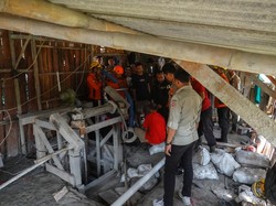 Video Proses Evakuasi 8 Penambang Emas di Banyumas