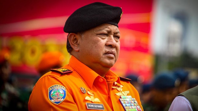 Kabasarnas Marsdya Henri Alfiandi sempat menemui Danpuspom TNI usai ditetapkan oleh KPK sebagai tersangka dalam kasus korupsi.