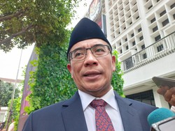 Jokowi Terbitkan Keppres Pemberhentian Tidak Hormat Ketua KPU Hasyim Asyari