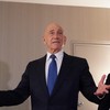 Mantan Perdana Menteri Ehud Olmert mulai bicara tentang solusi dua negara sebagai satu-satunya cara menyelesaikan konflik.