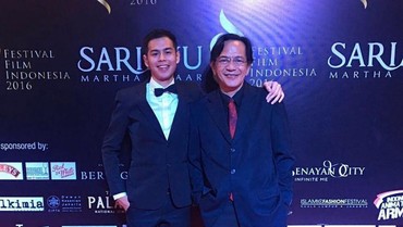 Dulu Ditinggalkan, 7 Potret Ray Sahetapy Bersama Anak-anak
