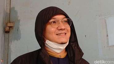 Sempat Jualan Soto, Egi John Kini Sibuk Dagang Telur Asin