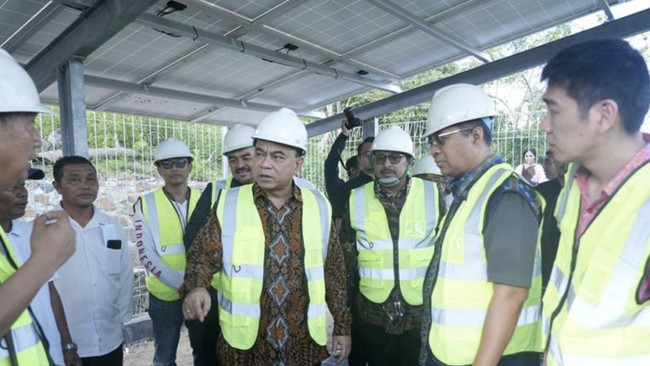 selain meningkakan akses internet kepada masyarakat, infrastruktur BTS diharapkan dapat meningkatkan sektor pelayanan publik. Seperti pendidikan dan kesehatan.