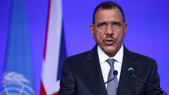 Presiden Niger yang digulingkan, Mohamed Bazoum, memperingatkan jika kudeta di negaranya berhasil langgeng, bakal timbul dampak yang mengerikan bagi dunia.
