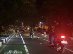 Warga Depok Keluhkan Jalan Juanda Gelap: Seperti Hutan!