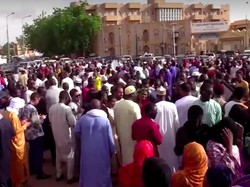 Niger Memanas Usai Kudeta Militer, Massa Jarah Kantor Presiden