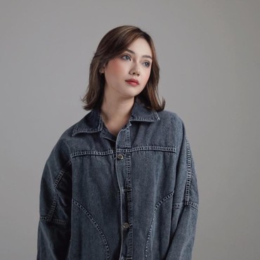 Angie Zelena Sambut Single Kedua setelah 'Babak Belur' di Rumah Sakit