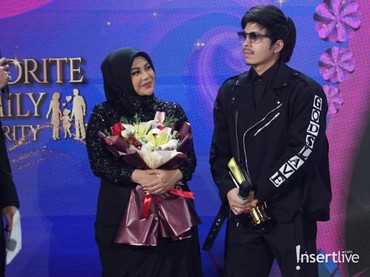 img-title Anak Kedua Segera Lahir, Atta Halilintar Minta Saran untuk Nama Calon Adik Ameena