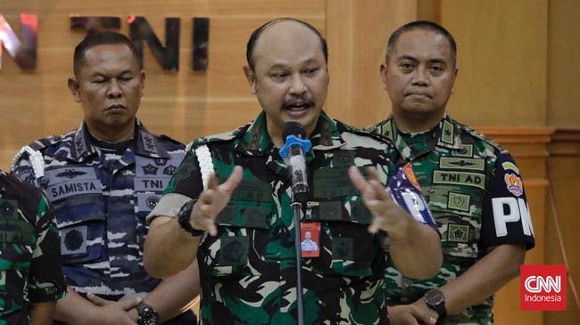 Puspom TNI mengatakan kasus suap yang menjerat Kabasarnas terjadi saat jadi perwira aktif. Maka, tetap bisa diproses hukum.