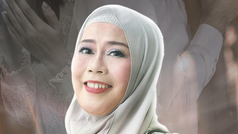 Dewi Yull pernah nikah beda agama