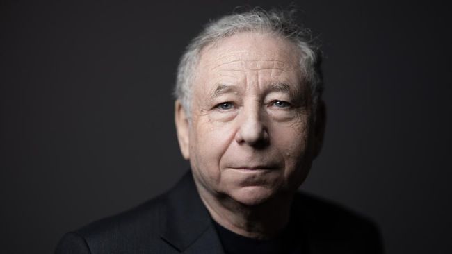 Berikut profil Jean Todt yang sudah lama berkarier di dunia balap dan kini jadi suami Michelle Yeoh setelah keduanya tunangan 19 tahun lalu.