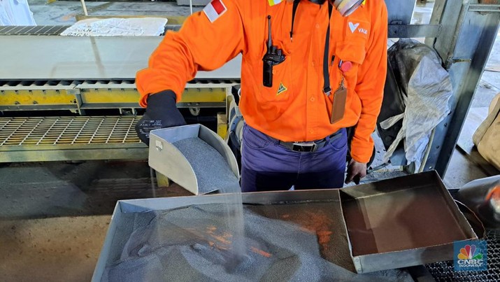 Kegiatan operasi smelter nikel PT Vale Indonesia Tbk. (INCO) di Sorowako, Luwu Timur, Sulawesi Selatan. Kegiatan operasi smelter nikel PT Vale Indonesia Tbk. (INCO) di Sorowako, Luwu Timur, Sulawesi Selatan. (CNBC Indonesia/Lucky Leonard Leatemia)