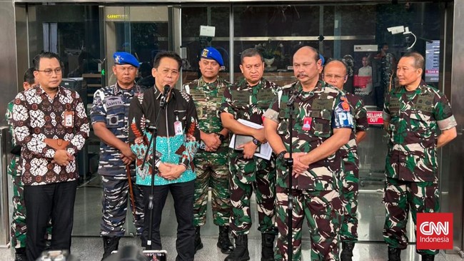 Sejumlah temuan diungkap menyusul penetapan tersangka Marsdya Henri dan Letkol Afri dalam kasus suap Basarnas oleh Puspom TNI usai OTT KPK.