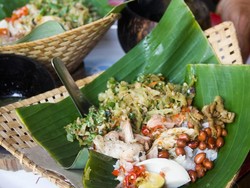 Nostalgia! Mencicipi Kuliner Nasi Tekor Khas Bali