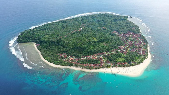 Pulau Syahrir atau Pulau Pisang/ Foto: pesisirbaratkab.go.id