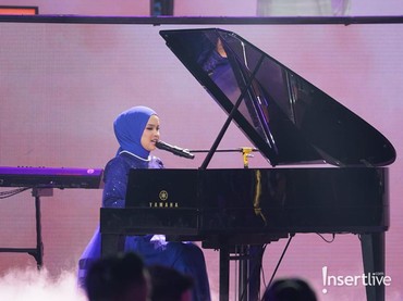 Perdana, Putri Ariani Tampil di Panggung HUT Insert ke-20 Usai AGT 2023