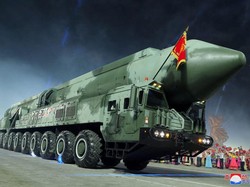 Korut Pamer Rudal Nuklir-Drone Tempur dalam Parade Militer