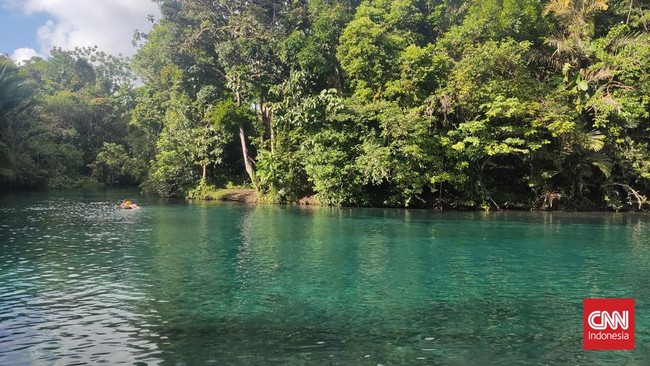 Pencarian Iptu Tomi Marbun Ditutup Polda Papua Barat Polda Papua Barat resmi menutup operasi pencarian Iptu Tomi Samuel Marbun nan lenyap saat mengejar KKB. Upaya pencarian dilakukan sejak Desember 2024.