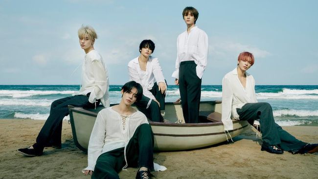 Kepada CNNIndonesia.com, Taehyun mengisahkan bagaimana kelima member TXT aktif menggarap konsep panggung dan sajian tur dunia Act: Lovesick.
