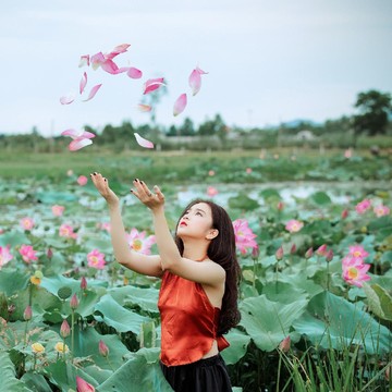 5 Rekomendasi Wisata Taman Bunga di Jawa Barat Selain Gia's Grange, Instagrammable!