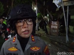 Alami Luka, Polisi Dilarikan ke RS Usai Ditabrak Pesilat Konvoi di Surabaya
