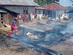 Rumah Kebakaran di Manggarai, Satu Ton Padi Jadi Abu