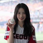 Bak Atlet Pro, 8 Selebriti Korea Ini Pernah Terpilih Menjadi 'First Pitch' di Pertandingan Bisbol