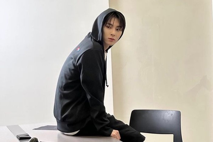 Pada tahun 2017, bersama tiga anggota NU'EST lainnya, Minhyun berpartisipasi dalam program Produce 101 Season 2, dan berhasil debut sebagai anggota Wanna One./ foto: instagram.com/optimushwang