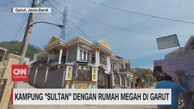 VIDEO: Kampung 'Sultan' Dengan Rumah Megah di Garut