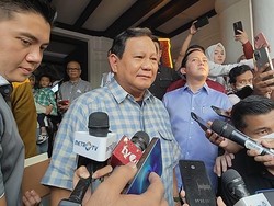 Prabowo Kembali Puji Kinerja Jokowi di Acara Milad PBB