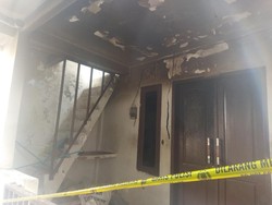 Kesaksian Warga Saat Rumah Nenek Deliana di Jaktim Terbakar