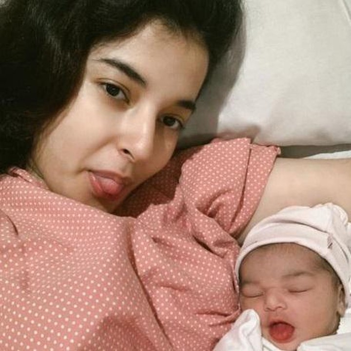 <p>Maryam Eliza Khair lahir pada 26 Juni 2020 lalu. Saat ini Ayang sudah berusia 3 tahu, Bunda. Menurutnya, wajah Ayang sejak lahir sangat mirip dengan sang Ayah. "Kalau ini Ayang langsung bapake 100 persen. <em>Time flies</em> jadi mau nangis," ucapnya terharu. (Foto: Instagram @tasyafarasya)</p>