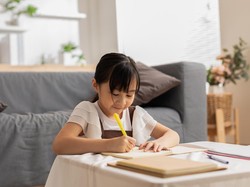 Ingin Anak Sukses? Jangan Katakan 4 Kalimat Ini ke Mereka