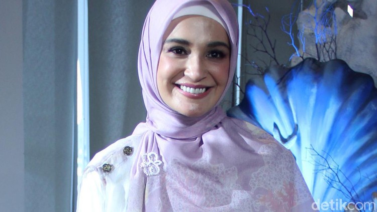Artis-artis di acara pembukaan brand Shi by Shireen Sungkar di Alila Hotel&comma; SCBD&comma; Sudirman&comma; Jakarta&period; &lbrack;30&sol;7&sol;2023&rsqb;&period;