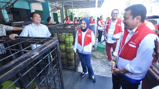 Direktur Utama PT Pertamina (Persero) Nicke Widyawati dalam sidak ke Sumsel memastikan stok LPG Subsidi 3 Kg masih aman dan tidak terjadi kelangkaan.