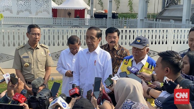 Presiden Jokowi memerintahkan TNI untuk turun tangan mengatasi kelaparan di Papua Tengah yang sudah menewaskan 6 warga.