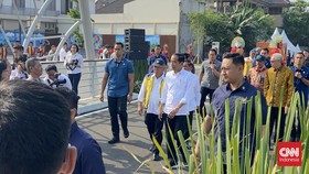 Jokowi Akan Evaluasi Semua Perwira TNI Buntut Kasus Kabasarnas