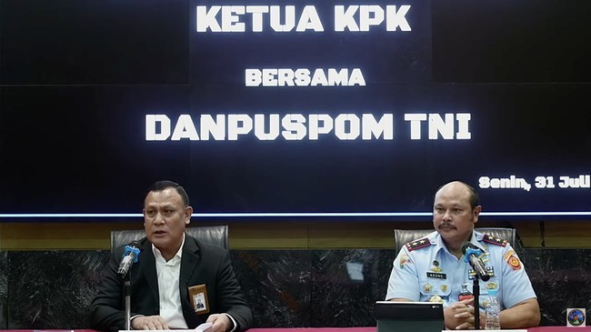 Sejumlah temuan diungkap menyusul penetapan tersangka Marsdya Henri dan Letkol Afri dalam kasus suap Basarnas oleh Puspom TNI usai OTT KPK.