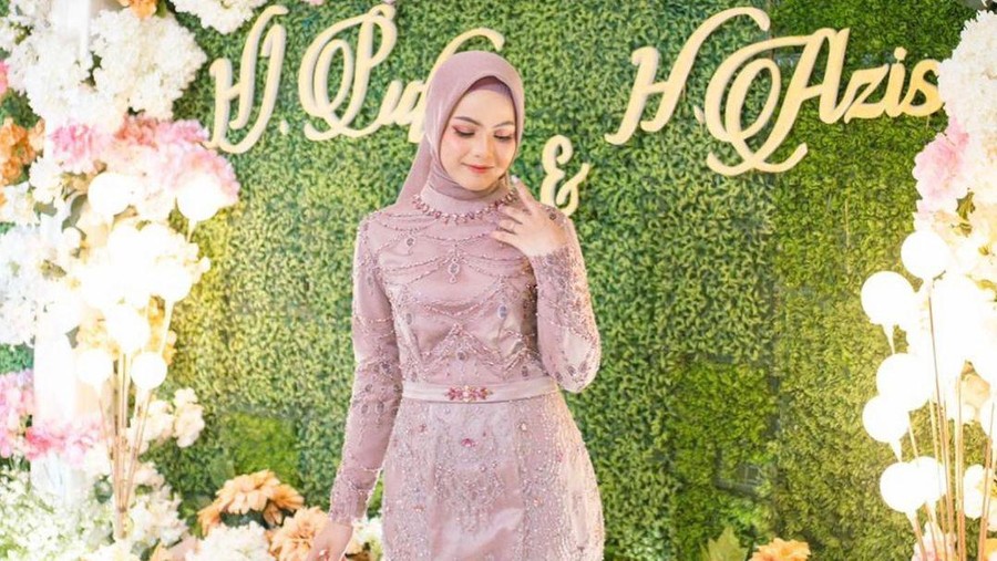 Momen Lamaran Putri Isnari Momen Lamaran Putri Isnari