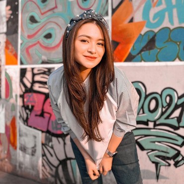 Nathalie Holscher Ngaku Sudah Tunangan dengan Ladislao Camara