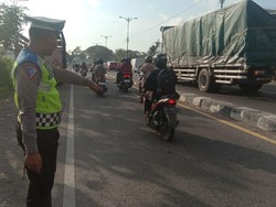Brak! Pemotor Seruduk Pengendara Lain di Ring Road Banguntapan
