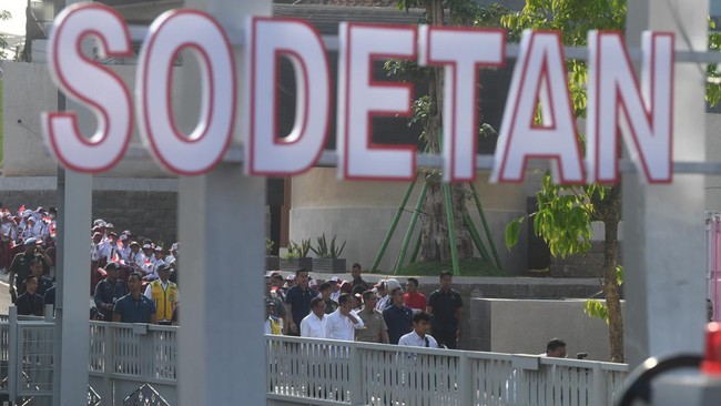 Presiden Joko Widodo (Jokowi) akhirnya meresmikan Sodetan Ciliwung yang berlokasi di Kelurahan Bidara Cina, Jakarta Timur, Senin (31/7).