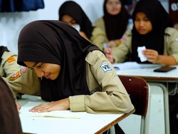 Utak-atik Ihwal Klasik PPDB, Pertahankan Zonasi atau Pakai Cara Lama