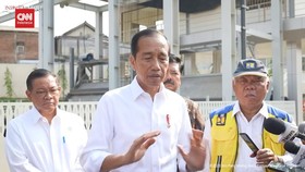VIDEO: Jokowi Akan Evaluasi Penempatan Perwira TNI di Jabatan Sipil