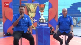 VIDEO: Trofi Piala Dunia Basket 2023 Dipamerkan 2 Hari di Solo