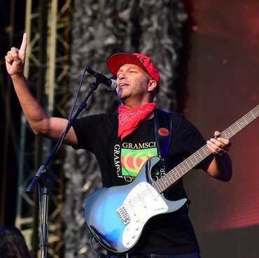 Terpopuler: Tom Morello Dianugrahi Hal Ini hingga Indahnya Wisata Padang Pasir di Riau