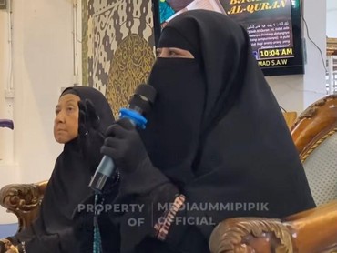 img-title Respons Umi Pipik Ditanya soal Hukum Salat Subuh Jam 11