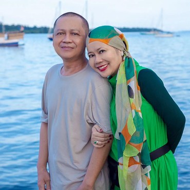 Pesan Haru Dewi Yull pada Hari Ulang Tahun Suami