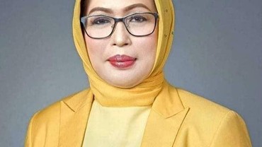 Potret Elly Toisuta Ketua DPRD Ambon yang Anaknya Aniaya Pelajar hingga Tewas