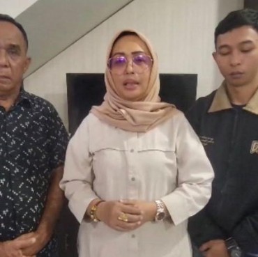 Anak Aniaya Pelajar hingga Tewas, Ketua DPRD Ambon Elly Toisuta Minta Maaf